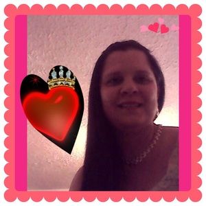 Meet your Posher, Esther